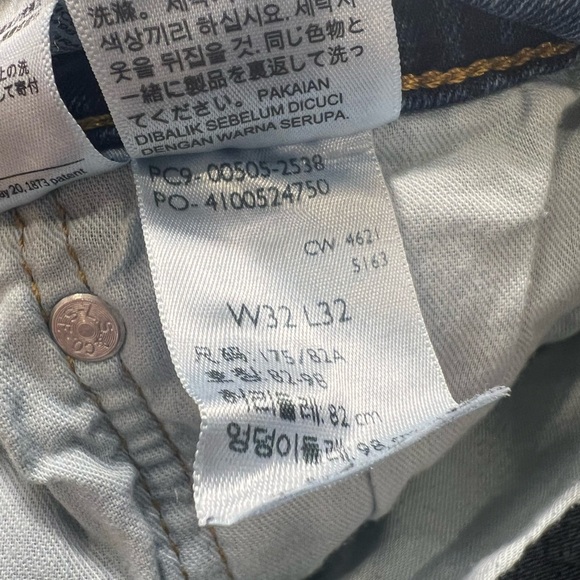 Classic LEVI’S 505 32/32  Blue Denim Jeans Regular Fit Non-Stretch Jeans - Picture 3 of 6